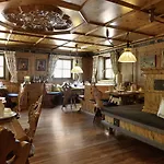 Loewen Montafon 4*