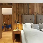 Loewen Montafon 4* Schruns