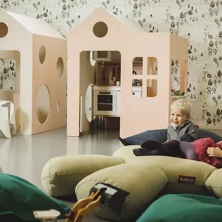 Loewen Montafon 4* شرنز