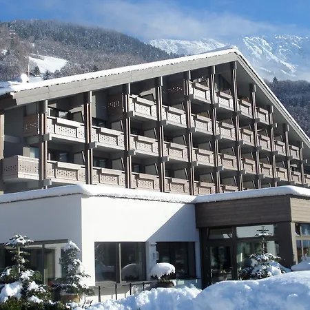 Loewen Montafon فندق 4*