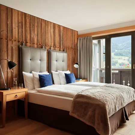 Loewen Montafon 4* Schruns