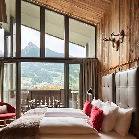 Loewen Montafon Hotel