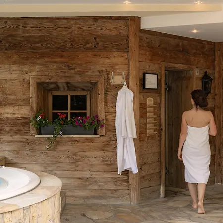Loewen Montafon Hotel