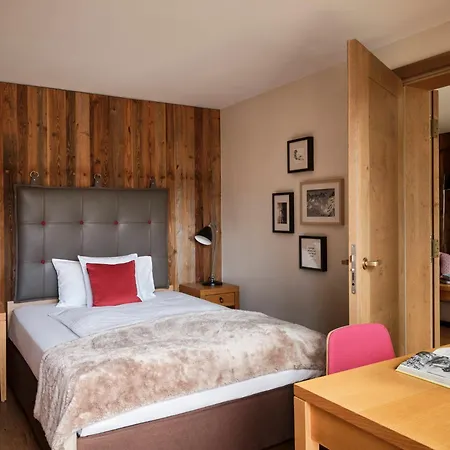 Отель Loewen Montafon