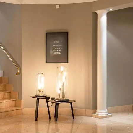 Loewen Montafon 4* شرنز