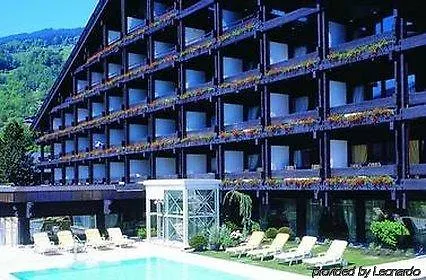 ホテル Loewen Montafon シュルンス