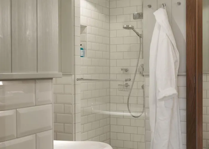 ホテル Loewen Montafon